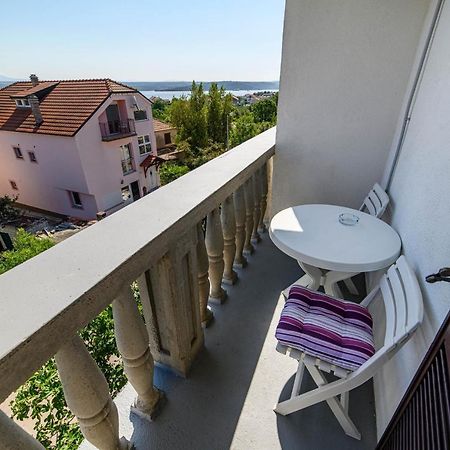 Apartman Maslina Шибеник Экстерьер фото