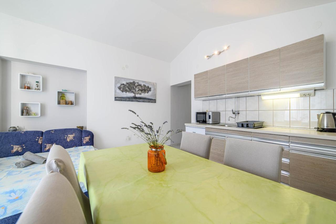 Apartman Maslina Шибеник Экстерьер фото