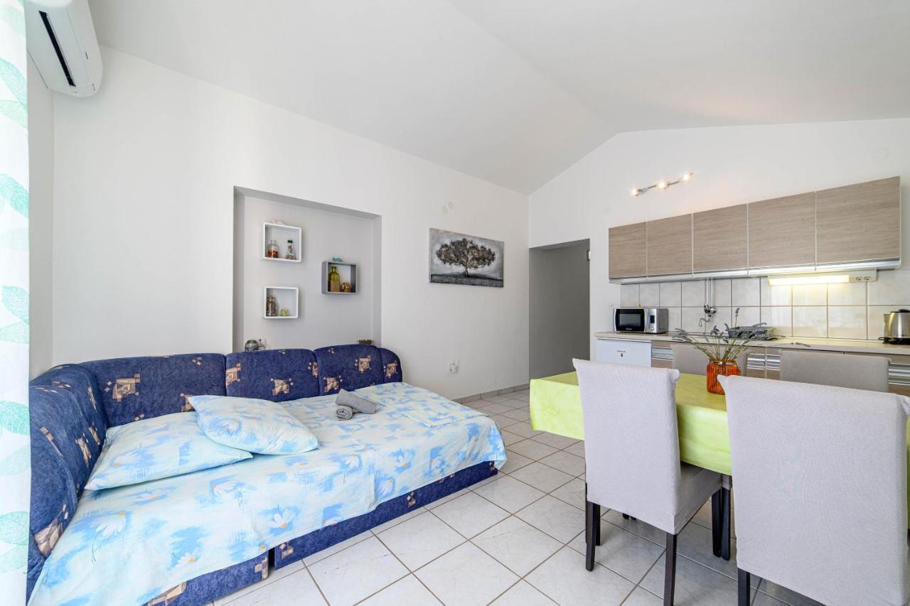 Apartman Maslina Шибеник Экстерьер фото